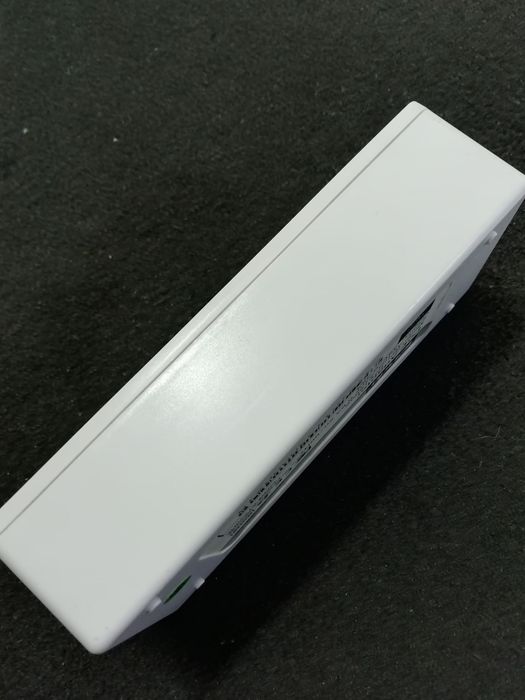 PoE адаптер Tenda POE1500S