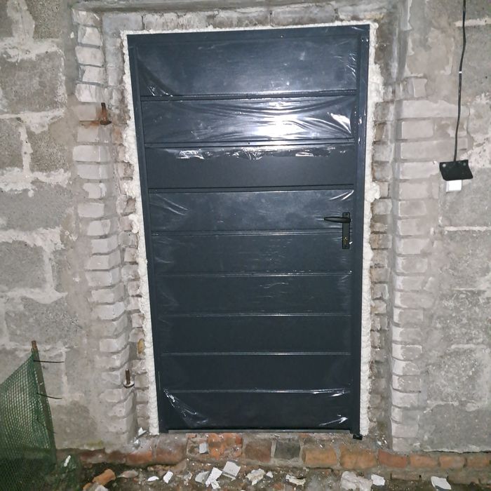 Brama garażowa,  bramy garażowe , bramy pod wymiar
