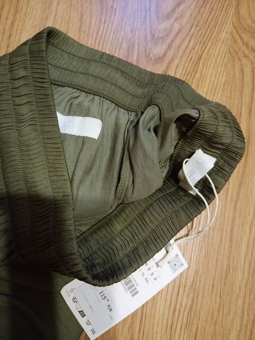Zara oliwkowe spodnie typu palazzo 36