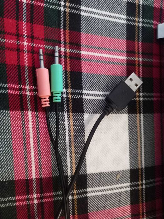 Soundbar "Trust" - alto-falante horizontal.