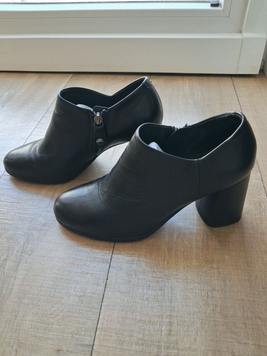 Botki Geox  rozmiar 37