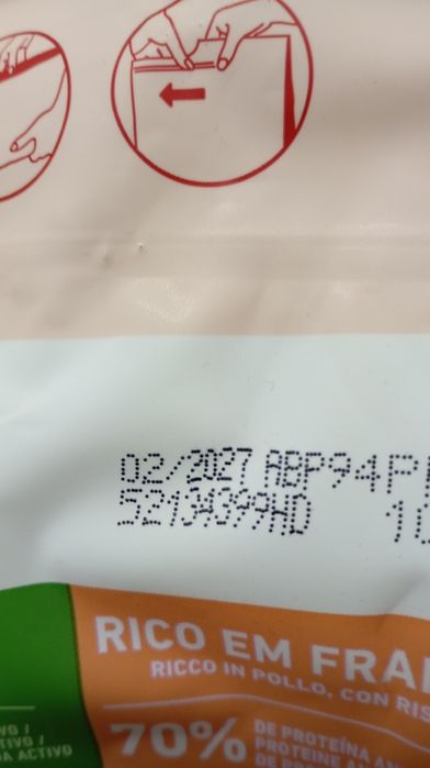 Sacos de ração 2x Purina One Fechados