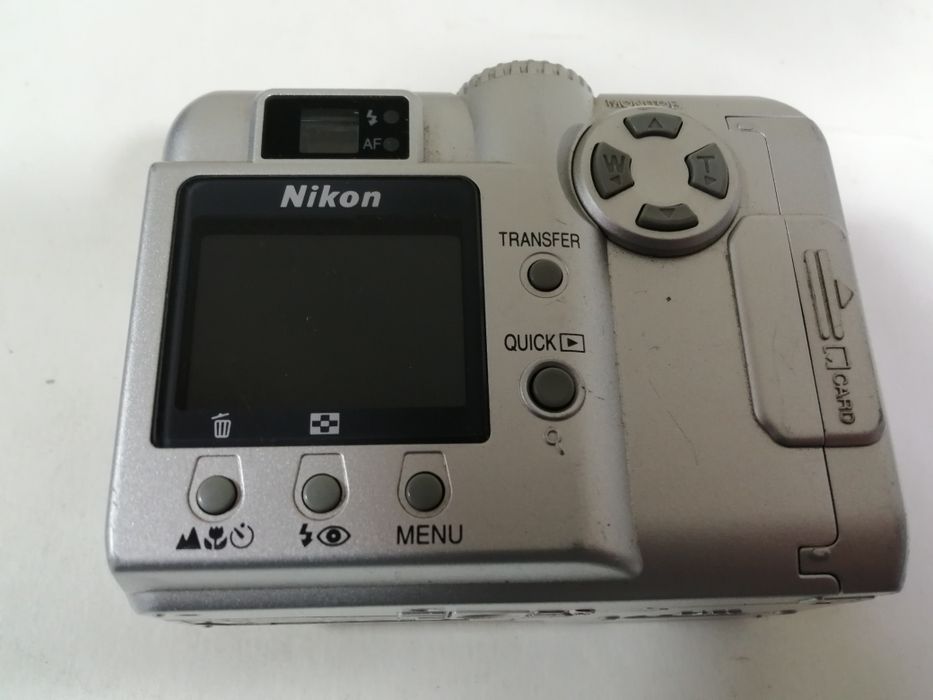 Фотоаппарат Nikon Coolpix 775