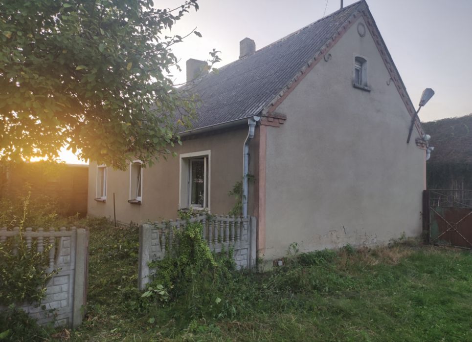 Dom na sprzedaż w spokojnej okolicy