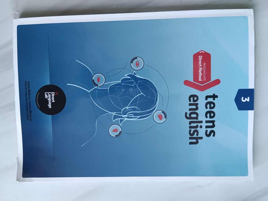 Ksiażka do nauki angielskiego w Tower School of english metodą Direct