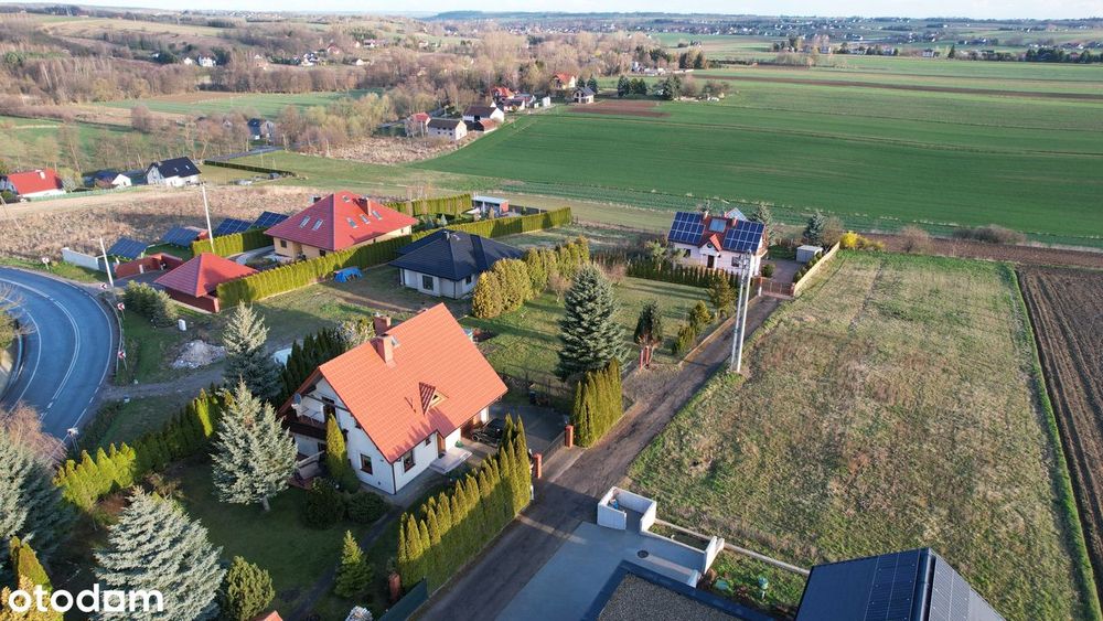 Działka budowlana 11 ar + udział w drodze | media| blisko S7 i Krakowa