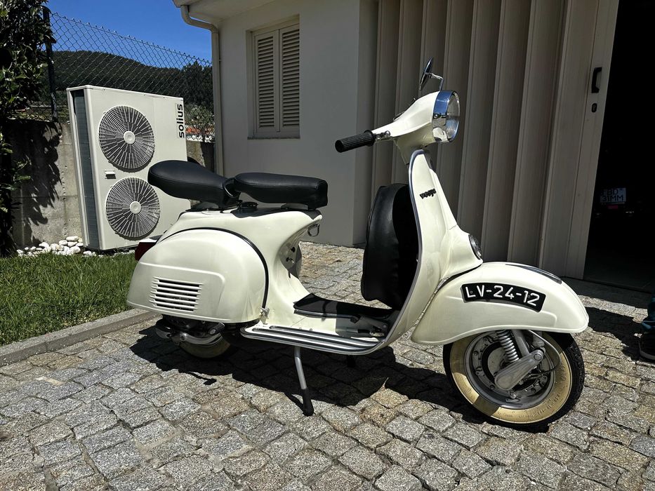 Vespa GTR 125 de 1978 totalmente restaurada. e com documentos.