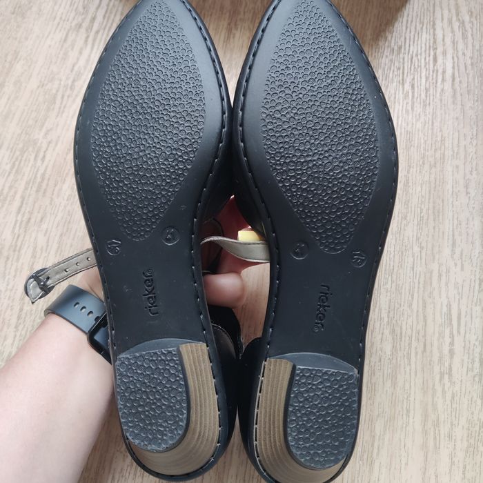 Босоніжки Rieker