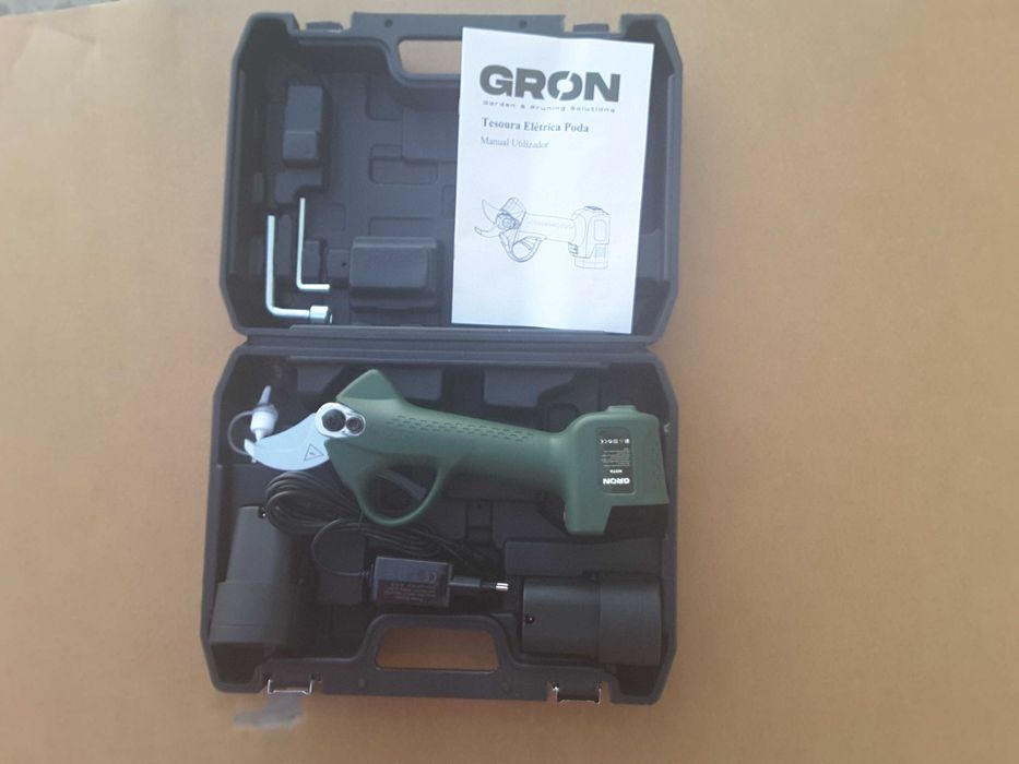 Tesoura elétrica Gron SDS 000 35 sem fio corte de 35 mm - 2 baterias