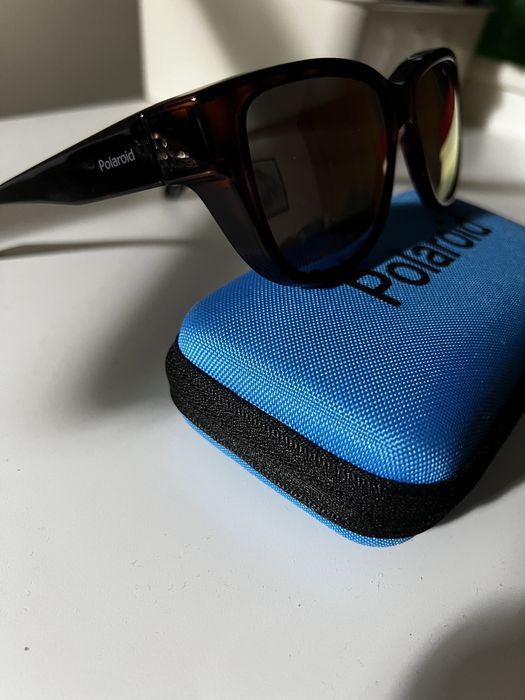 Óculos de sol Polaroid como novos