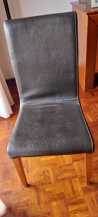 6 Cadeiras de sala em cerejeira e couro