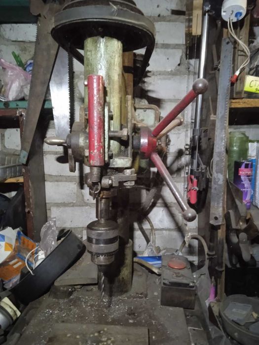 Станок сверлильный рабочее состояние