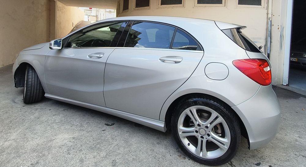 Mercedes Benz A200 1.8Cdi BlueEfficiency ano 2014