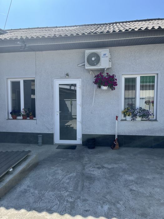 Продам хорошие полдома!