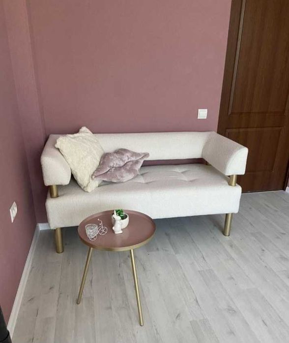 ГОТОВІ Дивани для салонів краси, офісів, кав'ярень