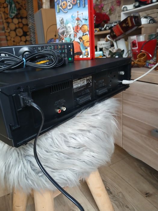 Sony Magnetowid SLV-SE70 Hi-FI  Stereo plus pilot