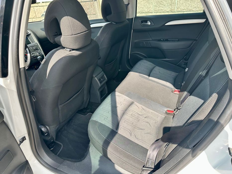 Citroën C4 II 1.6 HDi 92 cv | GPS | AC Bi-Zona | Muito Equipado