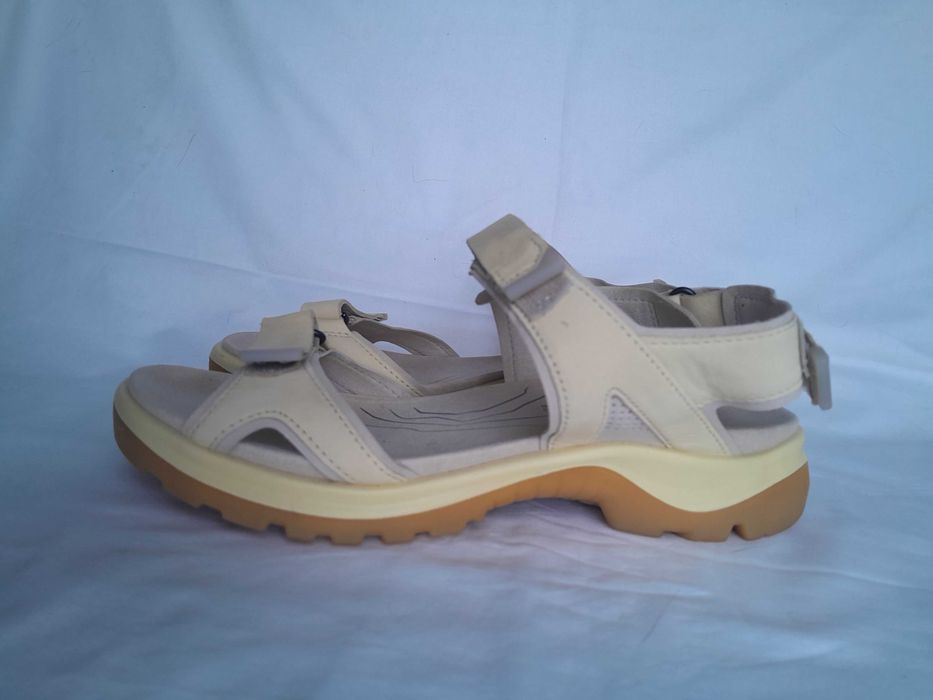 Sprzedam sandaly damskie Ecco