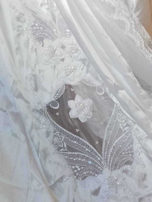 Lindo Vestido de Noiva Branco