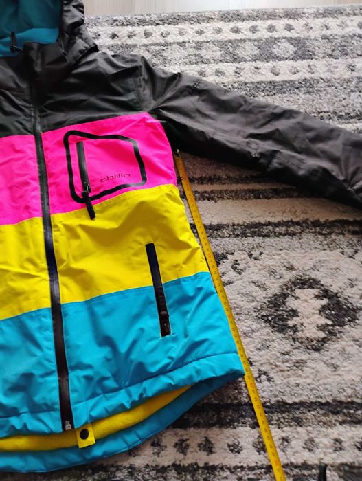 Urzywany kurtka narciarska z cropp