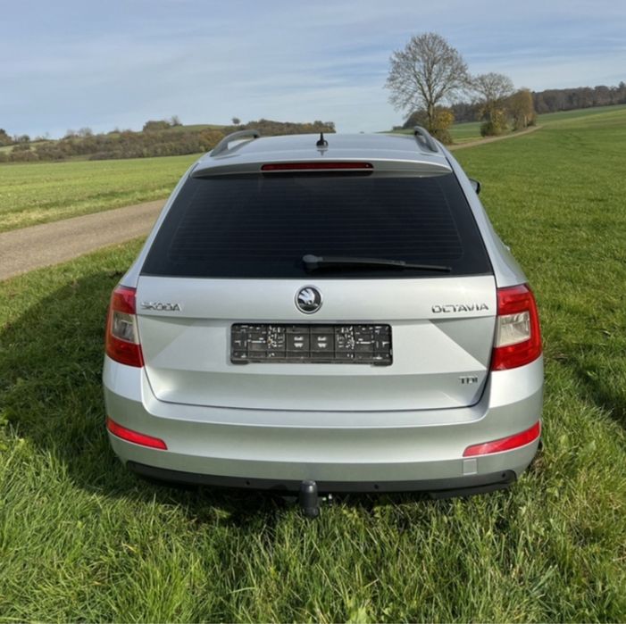 Кришка багажника passat skoda tiguan golf superb 3 b7 b8 7 ляда кляпа шкода а7 багажник панель