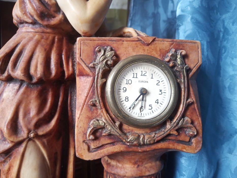 Espetacular figura em marfinite
O preço é por peça
Negociável