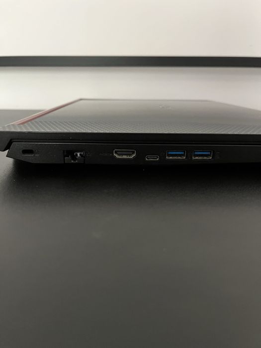 Acer Nitro 5 | i5-9300H | GTX 1650 | 512GB SSD |