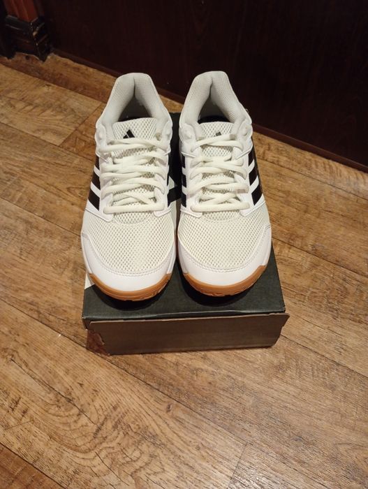 Sprzedam buty anty poślizgowe