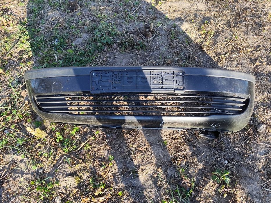 Opel Zafira A zderzak przód przedni Z20R czarny