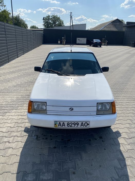 Заз 110307 Таврія