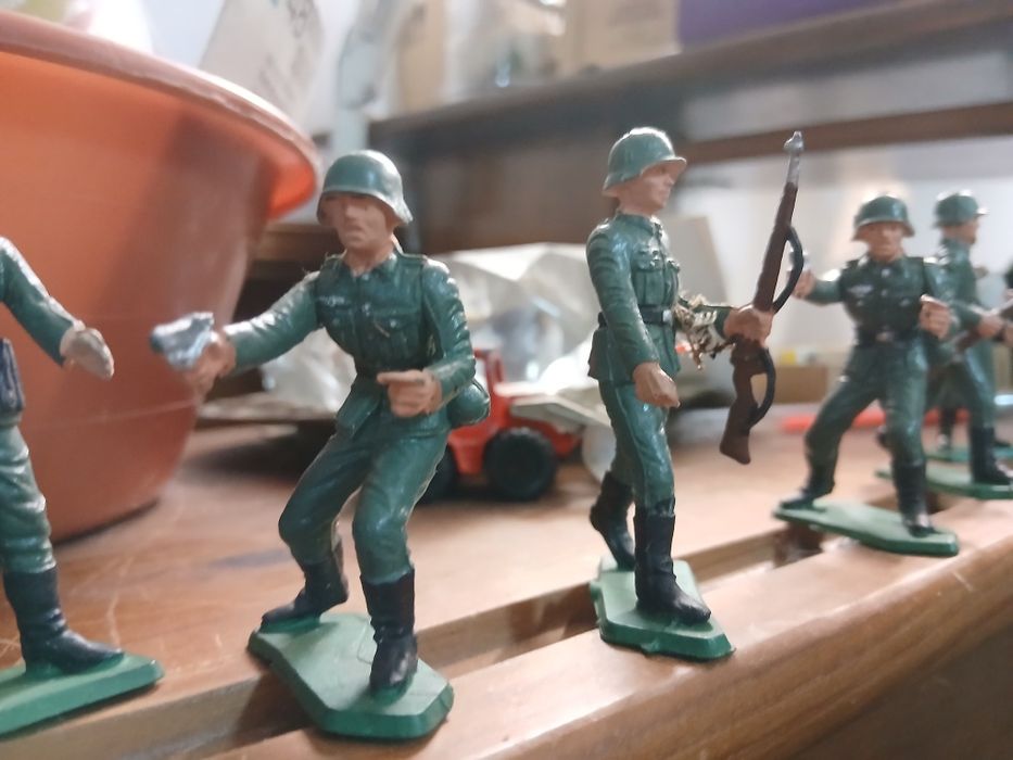 Antigos soldados plástico Starlux
