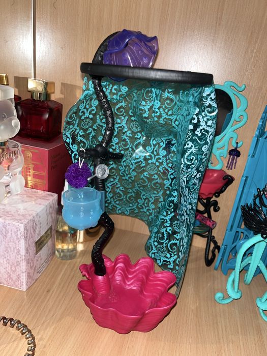 меблі монстер хай душова лагуни