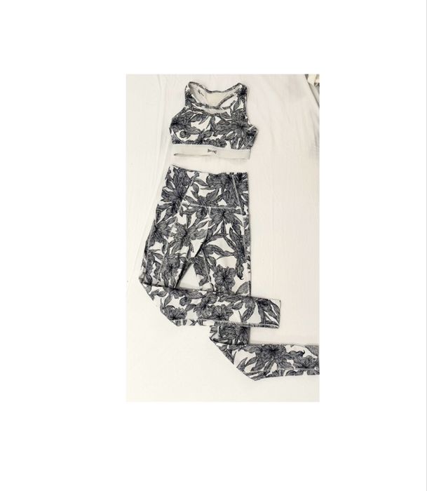 Zestaw leginsy i top USA Pro rozmiar S