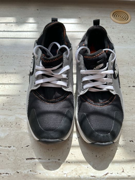 Фірмові дитячі кросівки