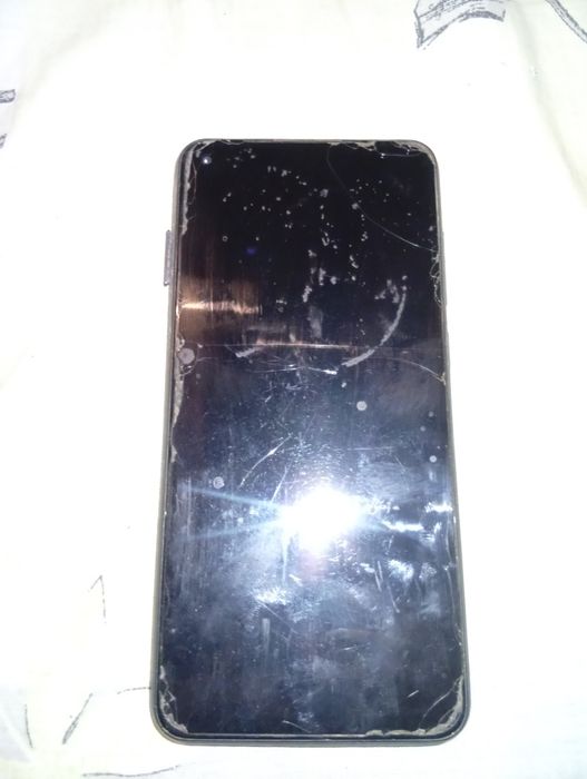 Продам телефон redmi робочий