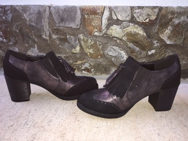 Sapatos Novos Nº 38