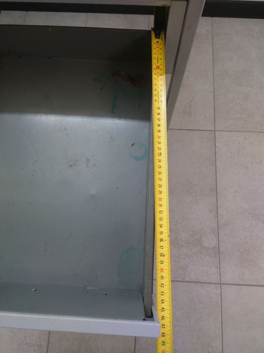 Stół warsztatowy z szufladą