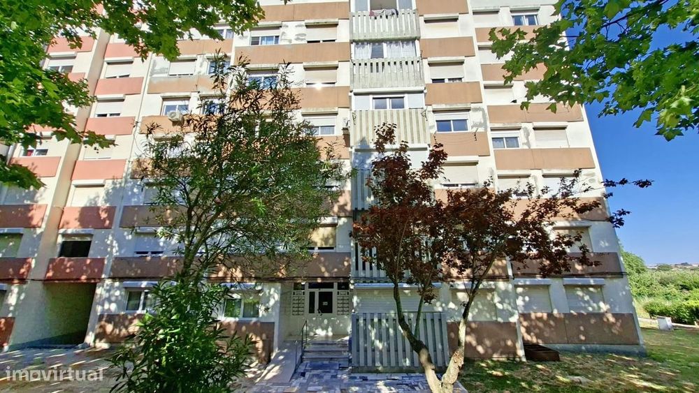 Apartamento T3 com 99m² em Santo Antonio da Charneca