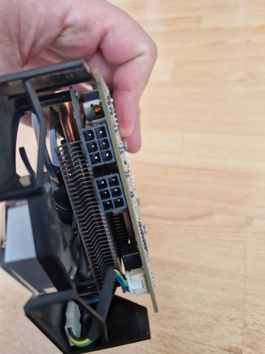 Sapphire Radeon R9 270X 4GB 256BIT GDDR5 Відеокарта Стан гарний