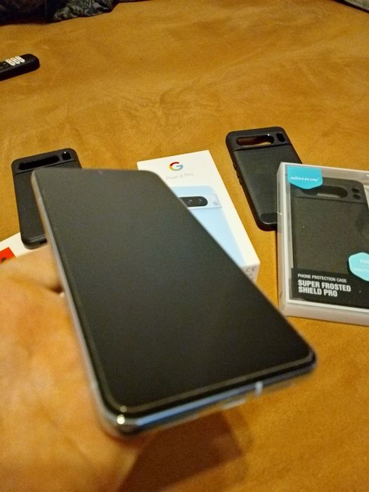 Google pixel 8 pro - gwarancja, dodatki