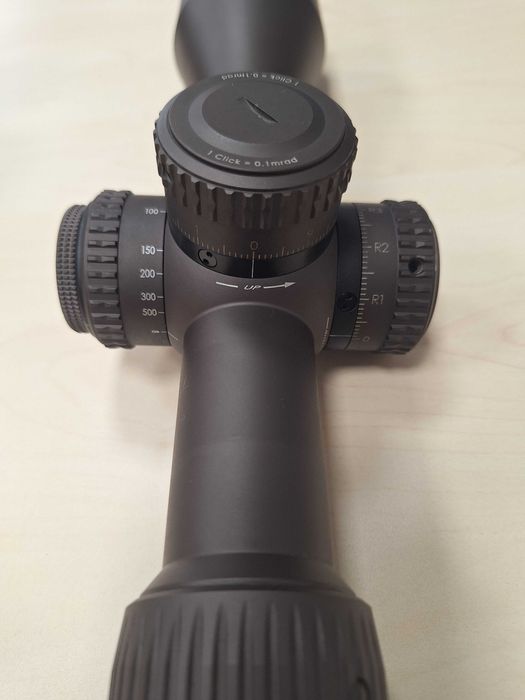 Оптичний приціл Vortex Razor HD Gen 2, 4.5-27×56 з сіткою EBR-2C