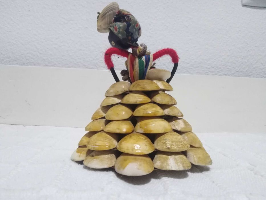 Bibelot Artesanal "Mulher Africana"
