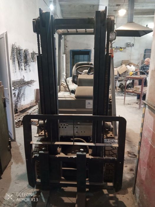 Погрузчик навантажувач Nissan