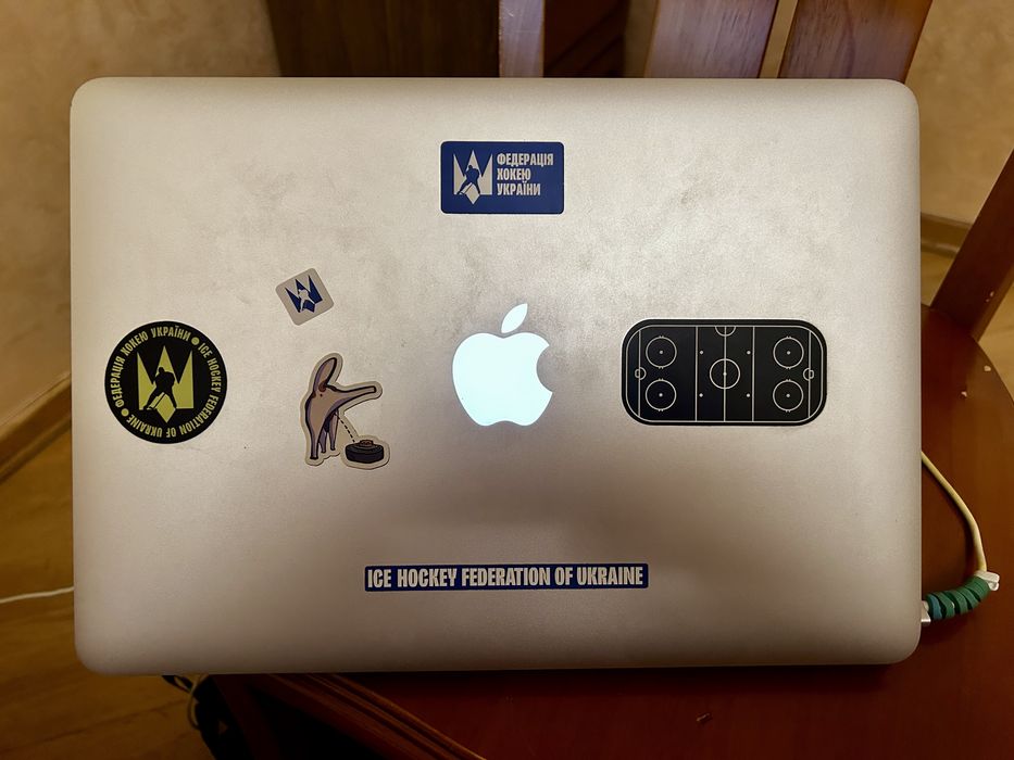MacBook Air 13” (2017) | i5 / 8GB / 128GB SSD