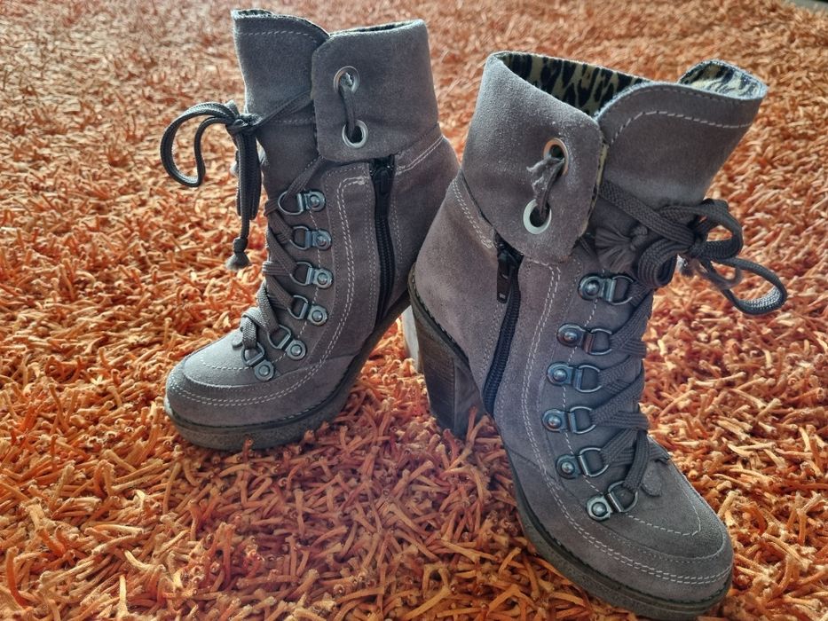 PORTES GRÁTIS - Botins Beges de Salto da Seaside (Nr36)