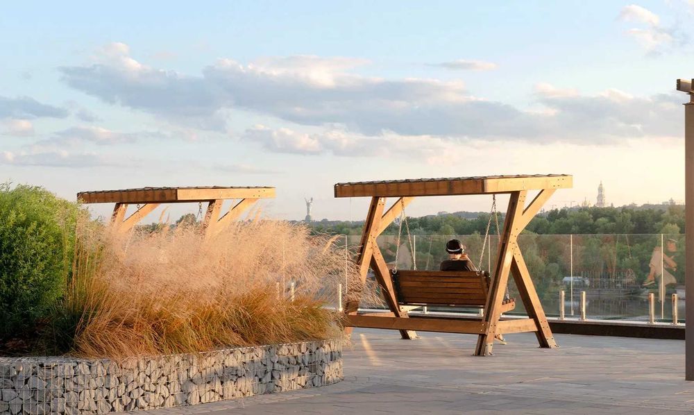 продаж 3к квартири жк Русанівська Гавань Микільсько-Слобідська 11