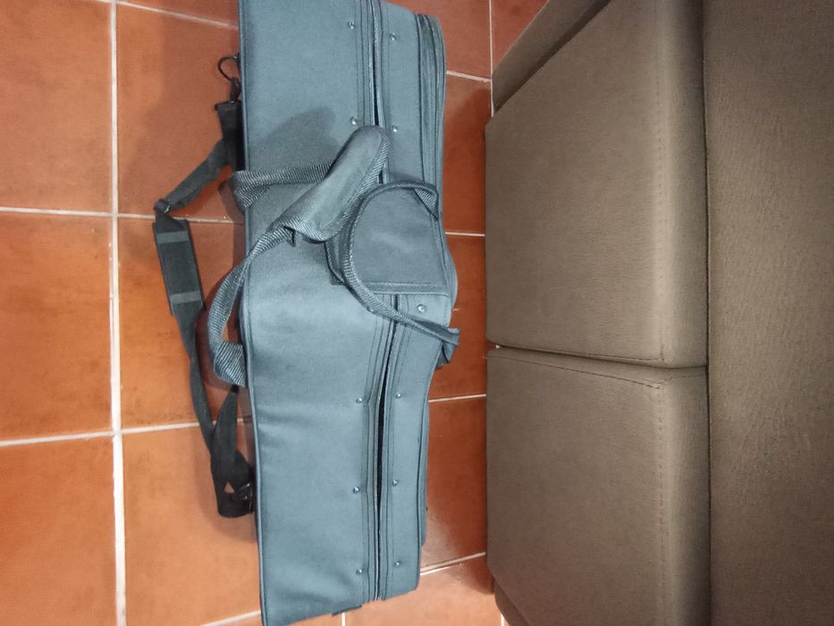 Mala para saxofone tenor