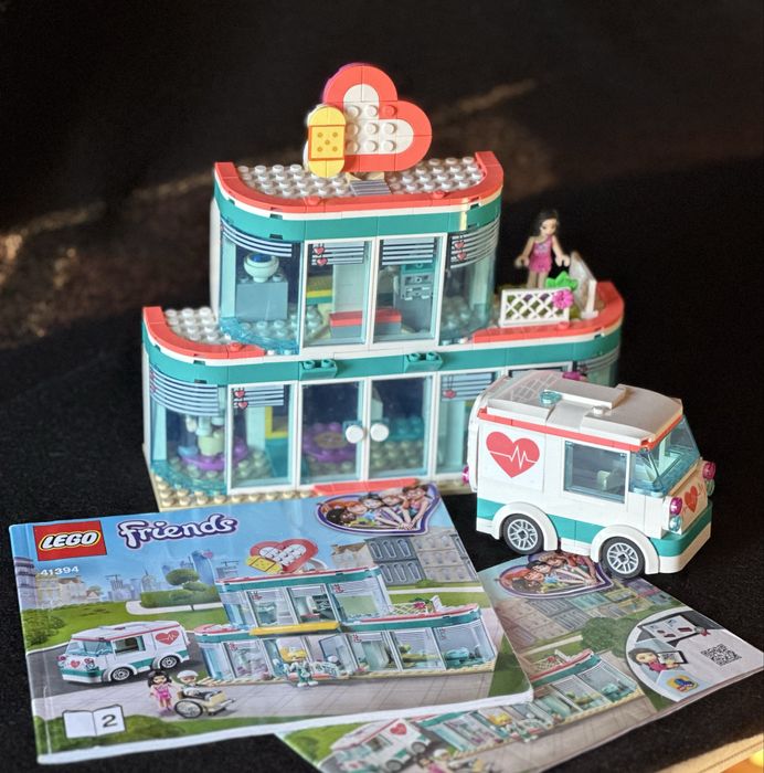 Lego Friends Городская больница