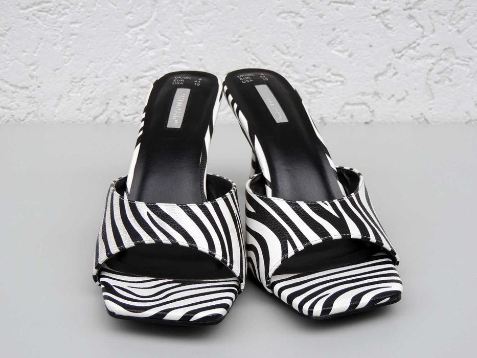 Zmysłowa zebra "PRIMARK" rozmiar 41