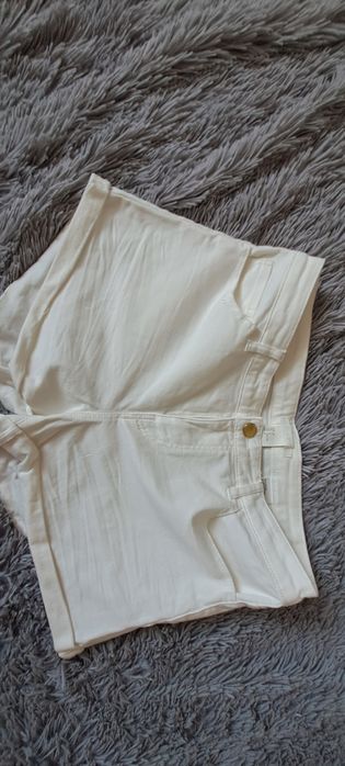 Białe spodenki H&M rozmiar 38